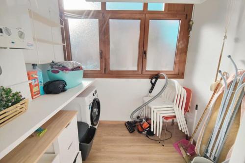 Céntrico, 100 metros de la playa, reformado,163 m2, Foz (zdjęcie 9)