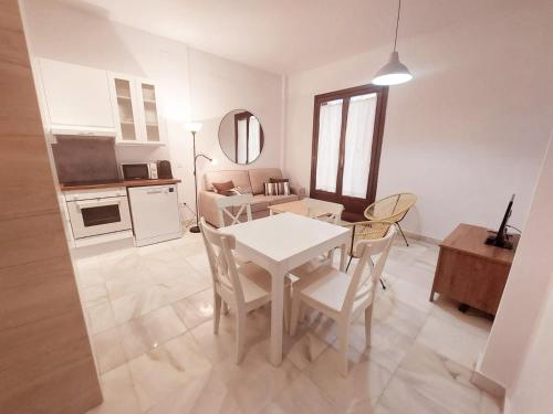 Apartamentos Doña Elvira Kings inn - main image