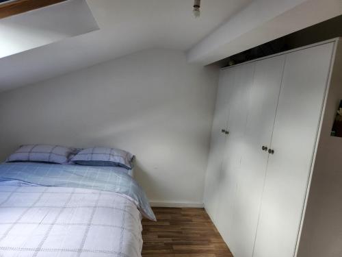 Jey's Flat Room Type - Double Room