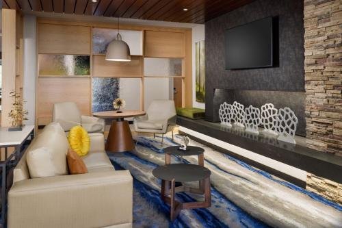 Fuajee, Fairfield by Marriott Inn & Suites Homestead Florida City in Florida City (FL)