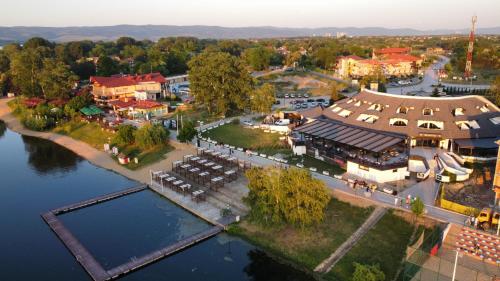 Prenoćište Srebrno Jezero - Hotel - Veliko Gradište