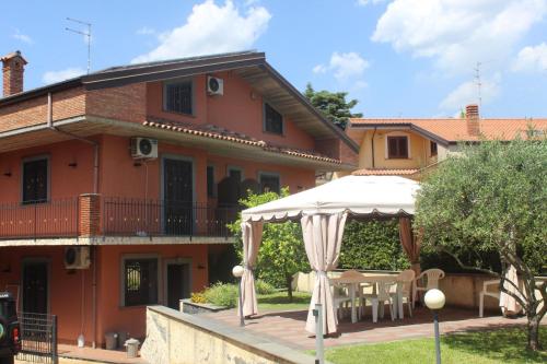  Le Terre dell´Etna - Casa del Maestrale, Ferienwohnung in Pedara