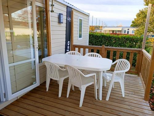 Bungalow de 2 chambres avec piscine partagee et jardin amenage a Onzain