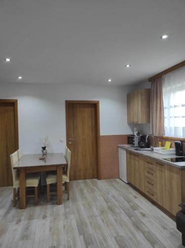 مطبخ, Apartman Jakov in راكوفيكا
