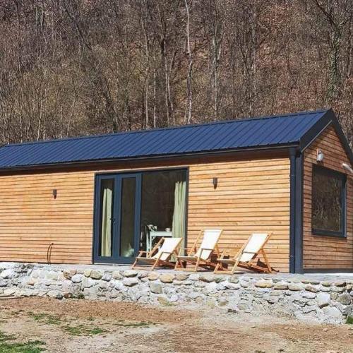 Viesnīcas āriene, Studen Jaz in Lopatnica