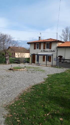 La maison d'Amelie - Location saisonnière - Montesquieu-Volvestre