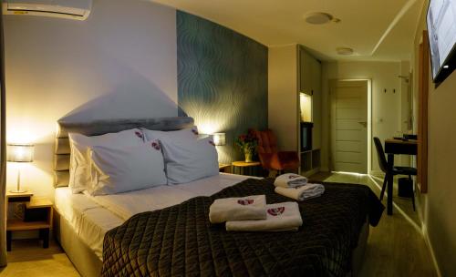 1 double bed
