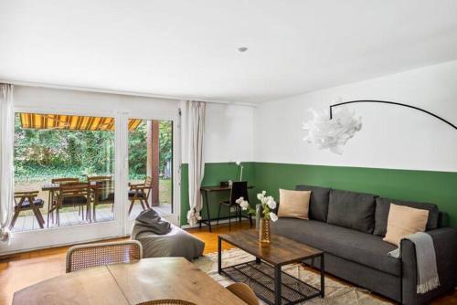 Cozy Apartments close to the center of Zurich FORCH photo