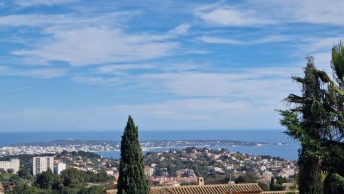 Beautiful Sea View House - Location saisonnière - Vallauris