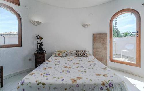 Three-Bedroom Holiday Home in Els Poblets - image 10