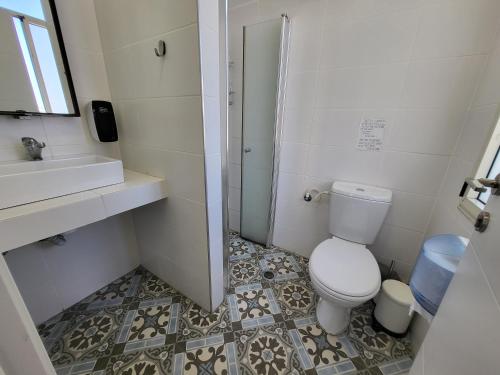 Haifa Hostel – Haifa, FL