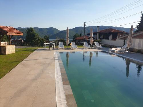 Garden, Ракшиева Къща in Glavatartsi