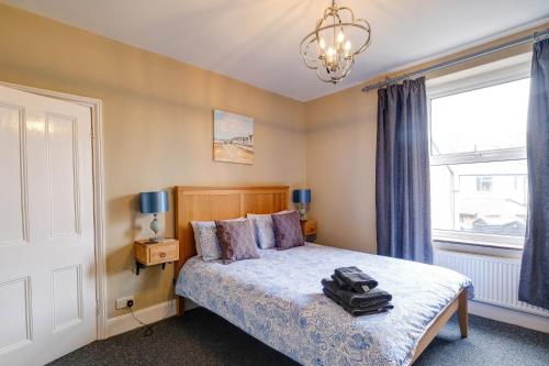 Seashell House with SEA VIEWS and FREE GYM POOL PASS, Amble (Foto 6)