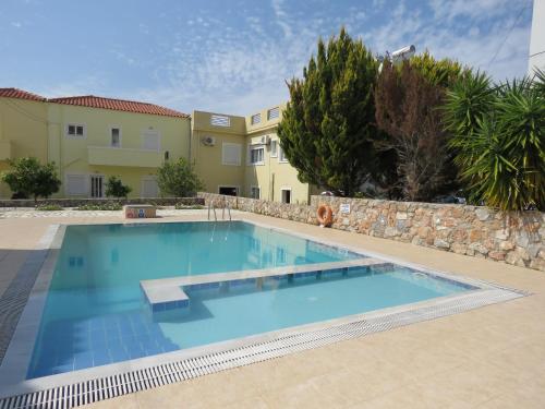 Villa Olive by the Sea-walk distance beach & pools