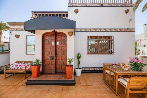 Villa Bay Beachfront Corralejo By Holidays Home
