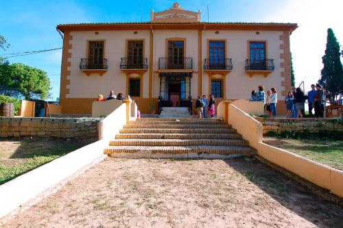 B&B Utiel - HOTEL BODEGA VERA DE ESTENAS - Bed and Breakfast Utiel