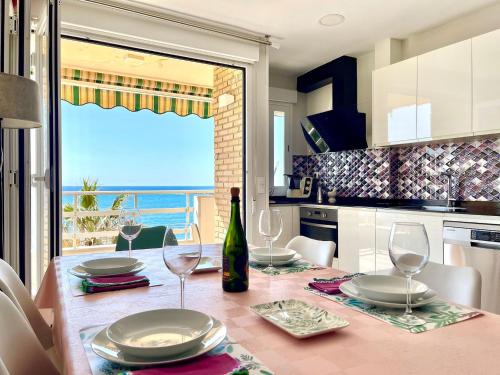 Sea-view apartment in Adra with private terrace