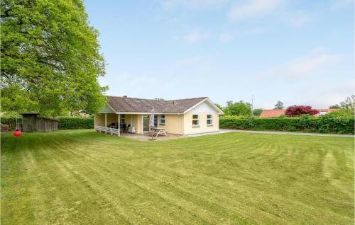  Amazing Home In Hejls With 3 Bedrooms And Wifi, Pension in Hejls