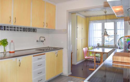 Kitchen, Stunning Home In Simrishamn With Wifi in Vik