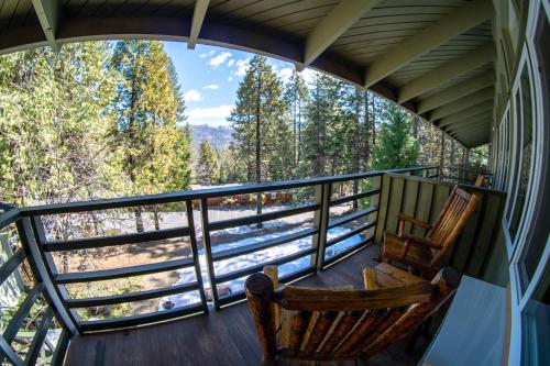 Μπαλκόνι/βεράντα, Narrow Gauge Inn in Φισ Καμπ(Καλιφόρνια)