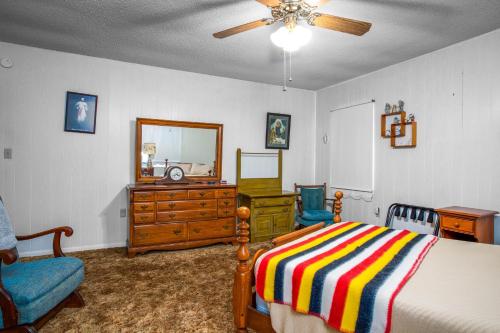 3H Ranch Mountain Retreat in Medina, USA