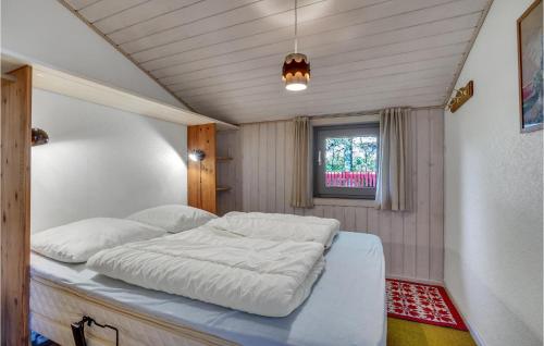 2 Bedroom Gorgeous Home In Hjrring