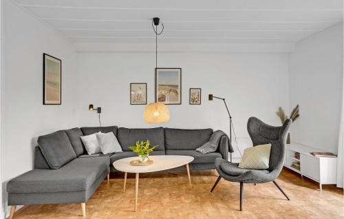  3 Bedroom Nice Home In Hejls in Hejls