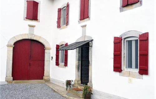 2 Bedroom Stunning Home In Ainharp gîte à louer Espès-Undurein