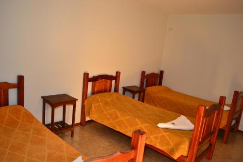 Triple Room with Private Bathroom room in La Salamanca