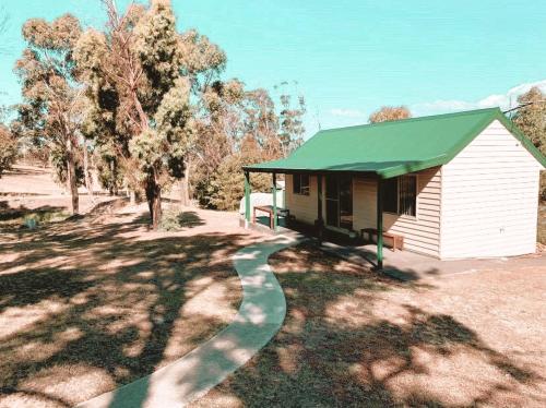 Banyula Cottage -Perfect place to sit back &amp; relax — Hotel in Dunalley