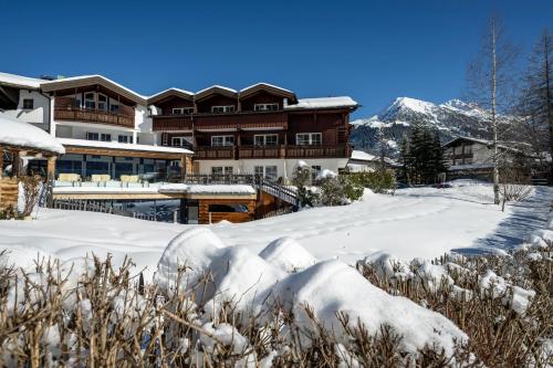 Naturhotel Lärchenhof - Hôtel - Mittelberg