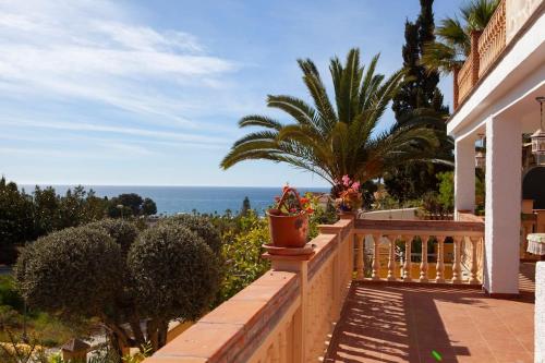 Lovely house a few steps to the beach with sea view - Apartment - Vélez-Málaga