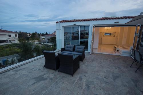 Nissi49 Apartments