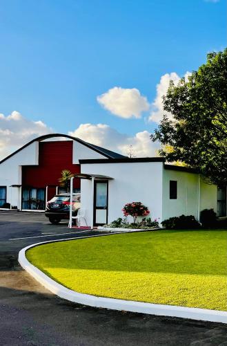 Cascades Motor Lodge, Auckland