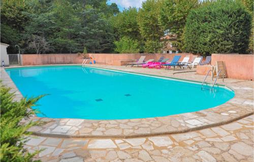 Nice Apartment In Rustrel With Outdoor Swimming Pool
