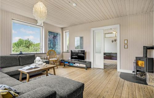 Awesome Home In Havndal With Wifi