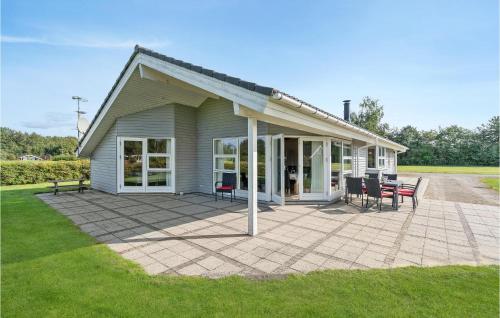  Nice Home In Hovborg With Sauna in Hovborg