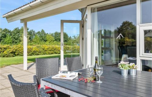 外部景觀, Nice Home In Hovborg With Sauna in 霍堡