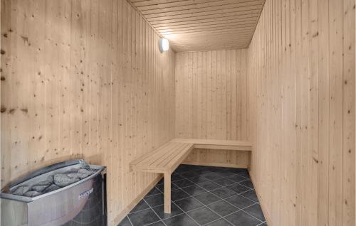 酒店活動, Nice Home In Hovborg With Sauna in 霍堡