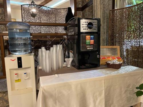 Zara Hotel - image 7