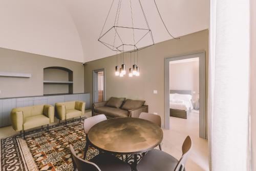 Cinquevite Room Type - One-Bedroom House