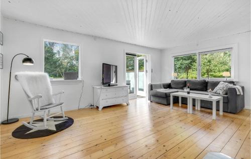  Nice Home In Vig With 3 Bedrooms And Wifi in Vig