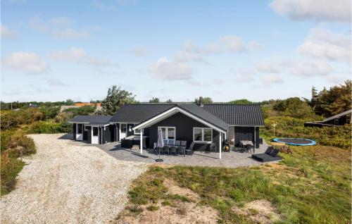 Beautiful Home In Vestervig With 4 Bedrooms And Wifi