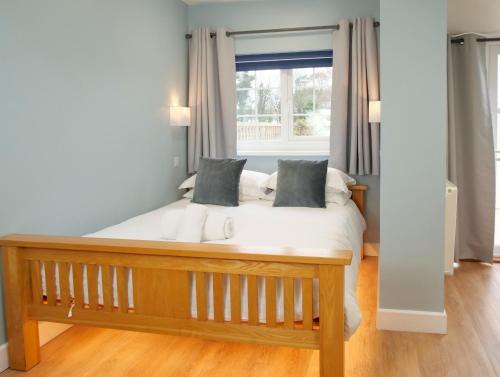Ellingham Self-Catering Cottages in Saint Martin