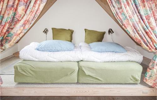 Awesome Home In Allinge With Kitchen