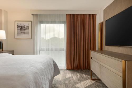 442281218 Sheraton Madison Hotel