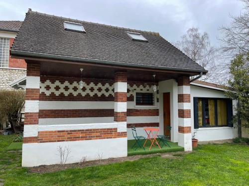 B&B Combs-la-Ville - gite La briquette 6 personnes proche RER D - Bed and Breakfast Combs-la-Ville