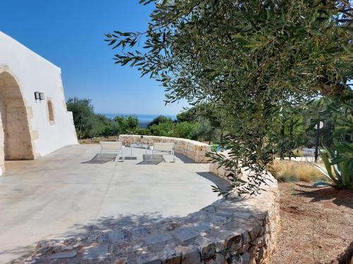Trullo dei Mori, sea view villa with swimming pool 4