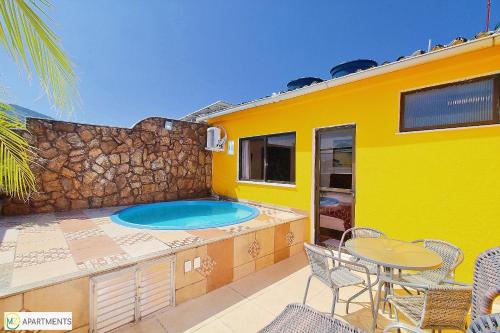 Apartment room in Lovely duplex penthouse with private pool