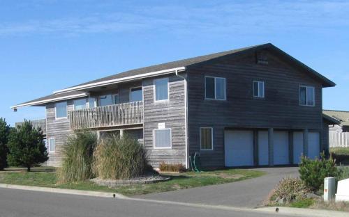 . Coquille Point Condo